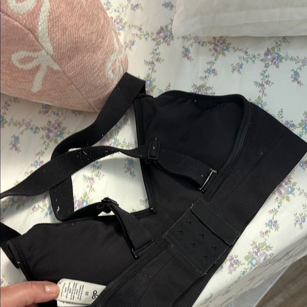 ALO Yoga Black Ribbed Sports Bra - Picture 3 of 3